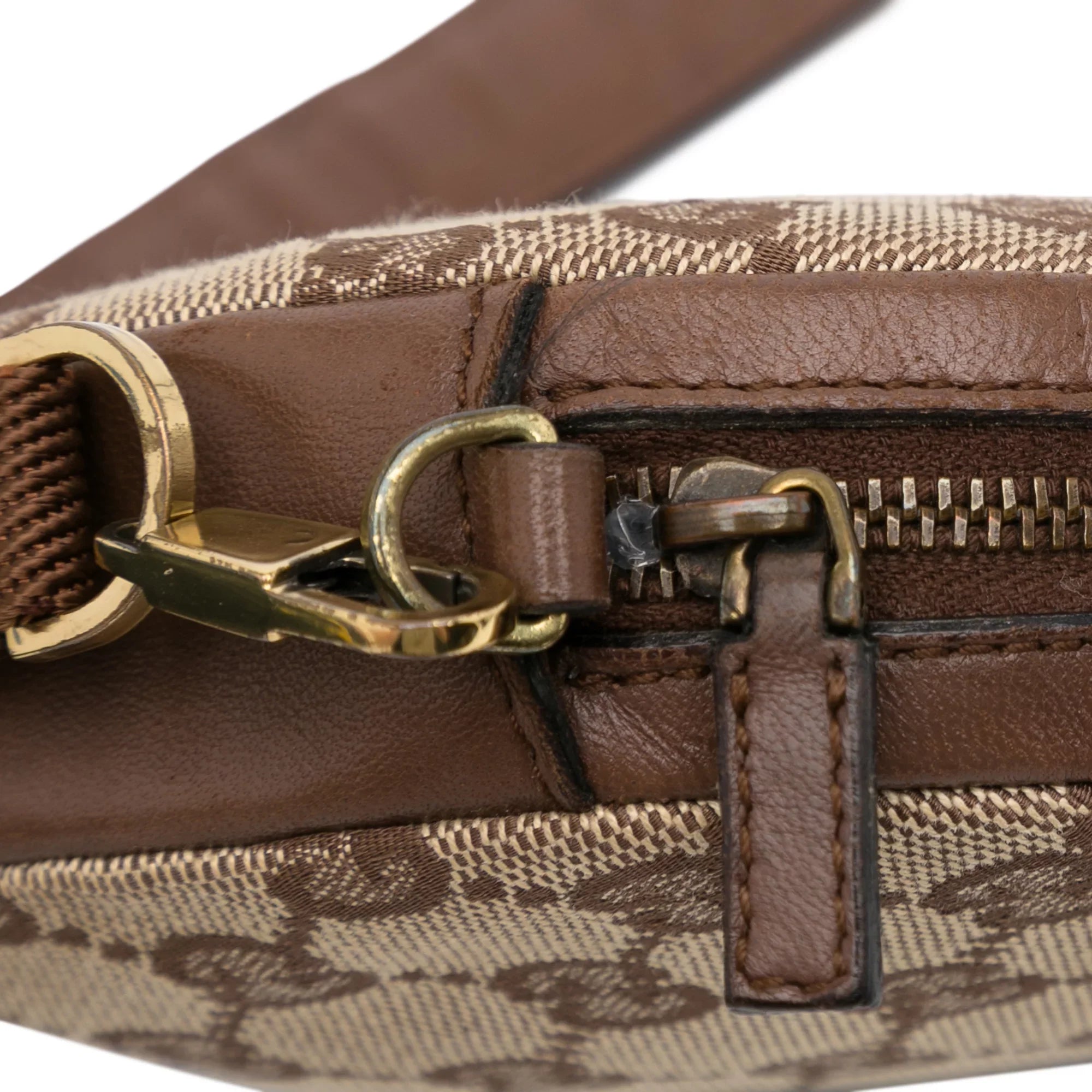 Pre-Owned Authenticated Gucci GG Round Crossbody Canvas Fabric Brown Crossbody Bag Unisex (Good)