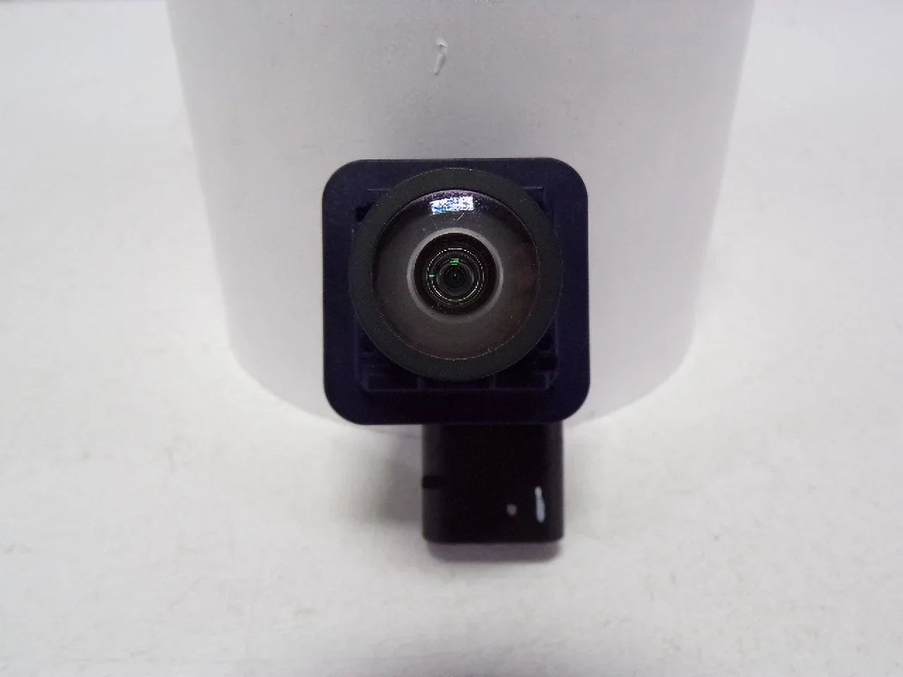 Pre-Owned 19-22 Ford Edge Rear View Backup Camera OEM LKQ (Good)