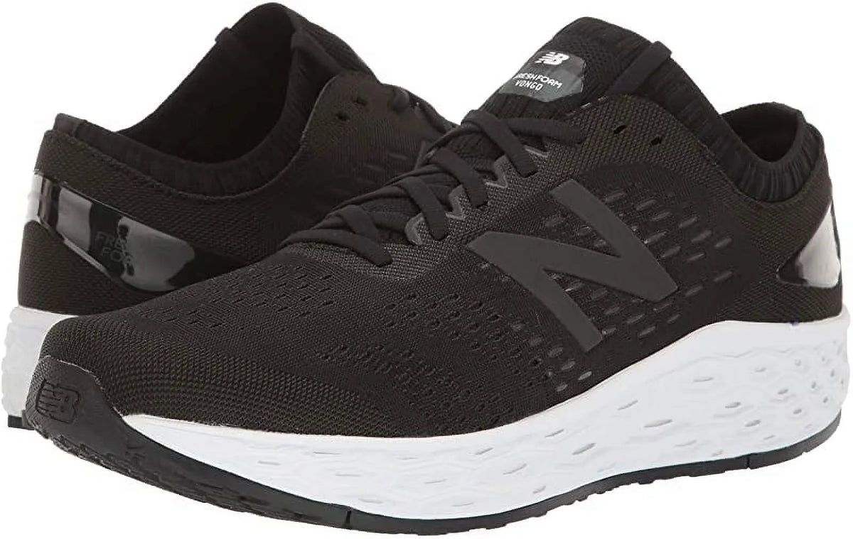 New Balance Men's Vongo V4  Running Sizehoe, Black/Black Metallic, 8.5 D(M) USize