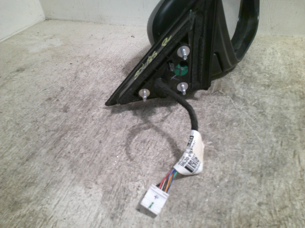 Pre-Owned 15-16 Nissan Rogue RH Passenger Sizeide Door Mirror W/ Camera OEM LKQ (Good)