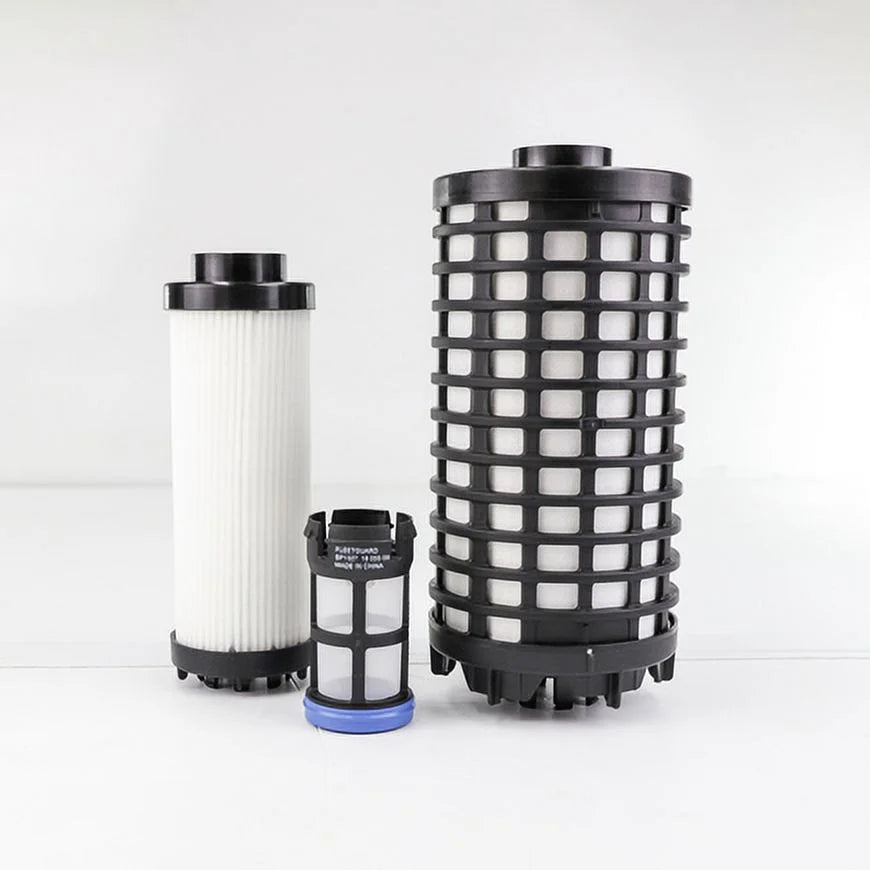 Fleetguard FK48556 Fuel Filter Kit   Includes 3 Filters, Pre Sizecreen And