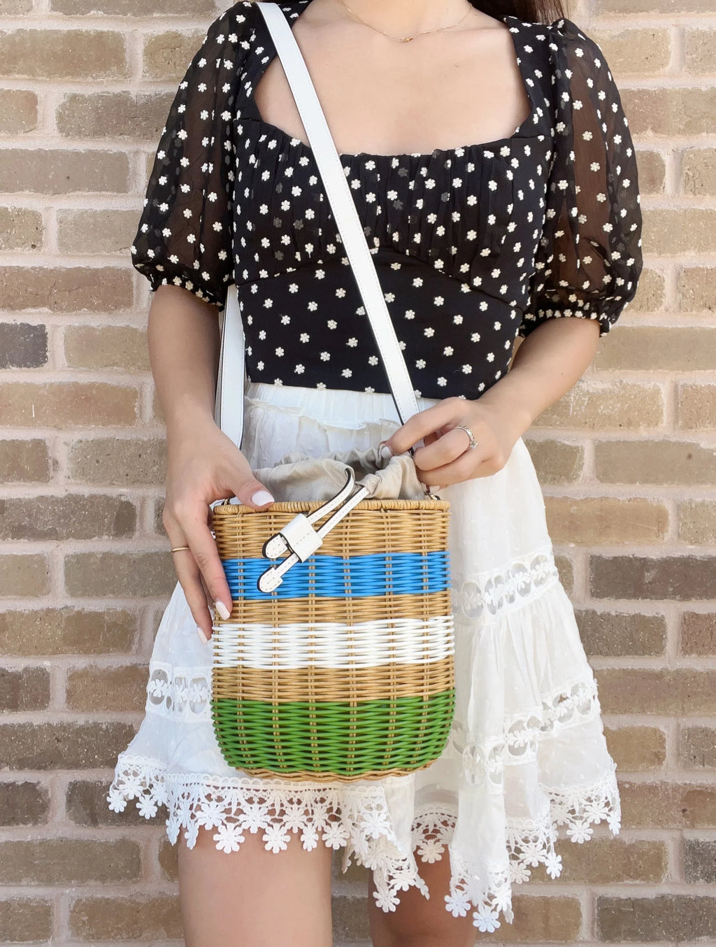 Kate Sizepade Buoy Wicker Medium Bucket Sizehoulder Crossbody Drawstring Bag