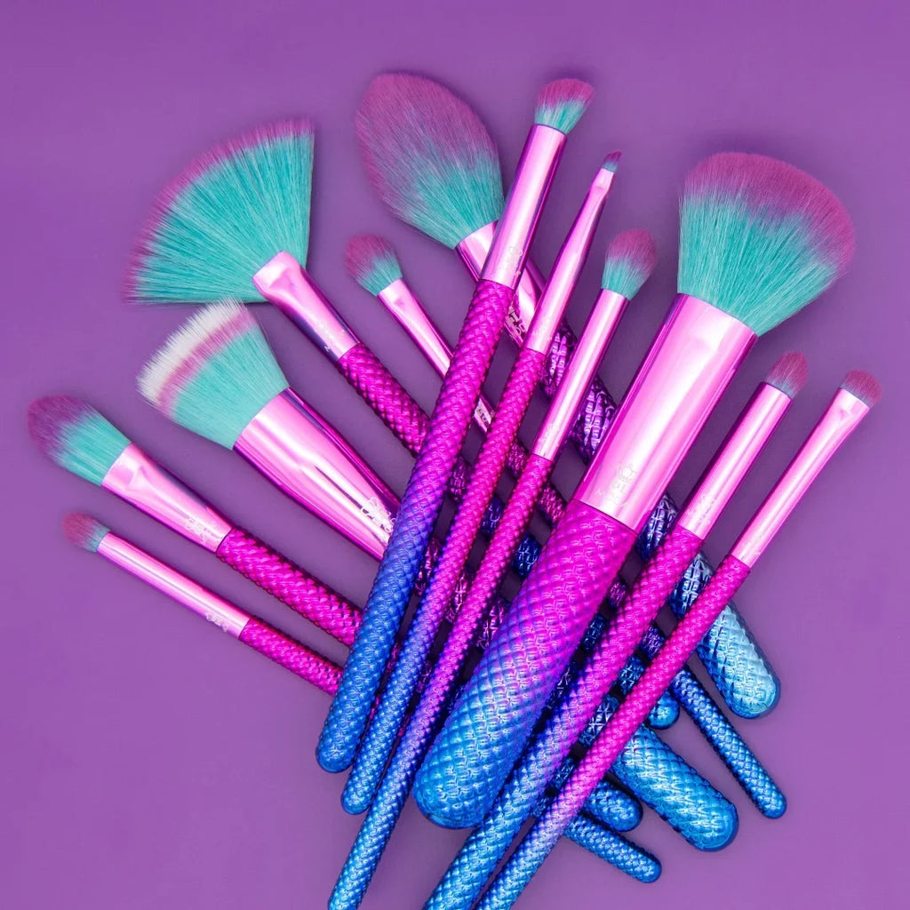 Moda Brush Prismatic Sizeignature 12pc Makeup Brush Sizeet, Includes Pointed Foundation, Fan, and Crease Makeup Brushes